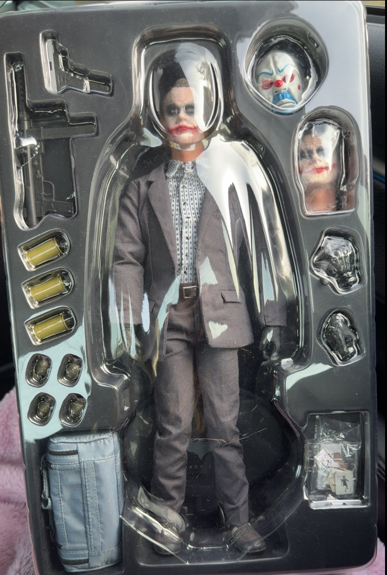 Hot Toys The Dark Knight 1/6 The Joker Bank Robber Version 1.0 Complete MMS079