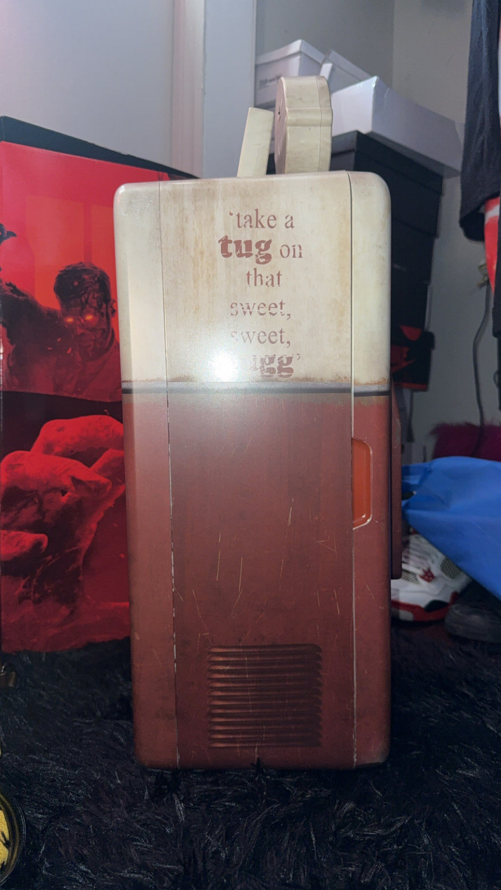 Call of Duty Black Ops 3 Juggernog limited Edition Mini Fridge